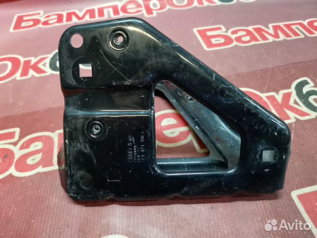 Кронштейн крыла передний Audi A6