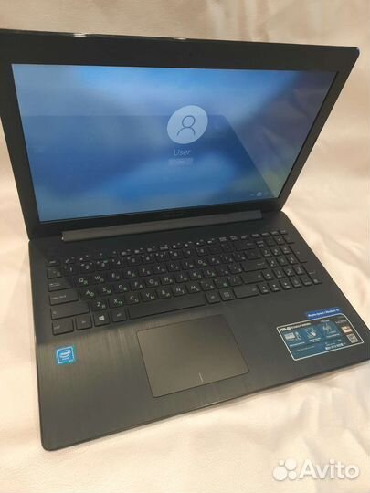 Ноутбук asus P553M