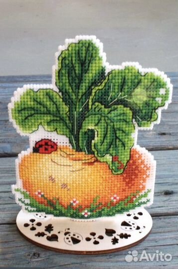 Ручная вышивка крестом с любовью