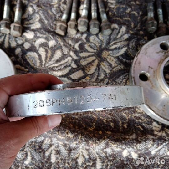 Проставки колесные на BMW