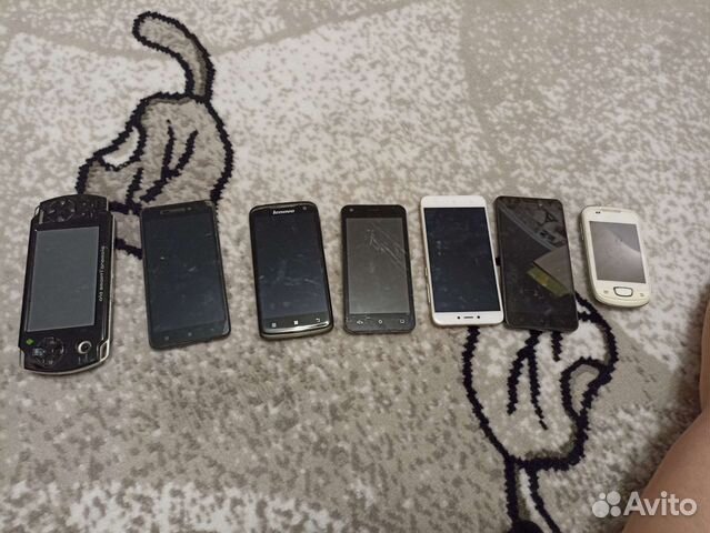 Мобильные телефоны на запчасти или восстановление