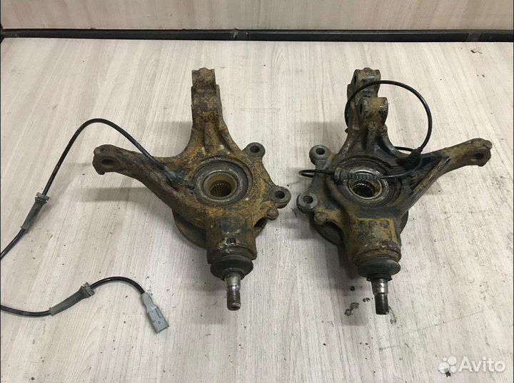 Поворотные кулаки Peugeot 408