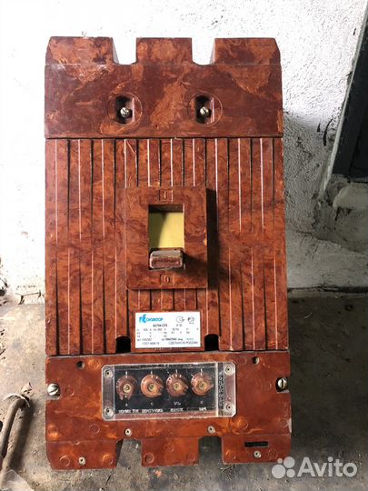 Автоматический выключатель Контактор А3794су3