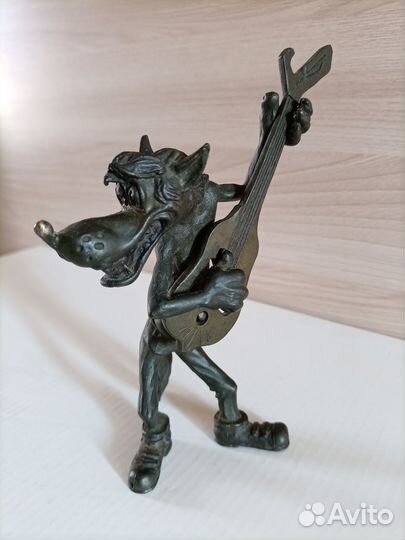 Фигурка Волка из 