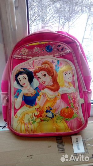 Три школьных рюкзака для девочек