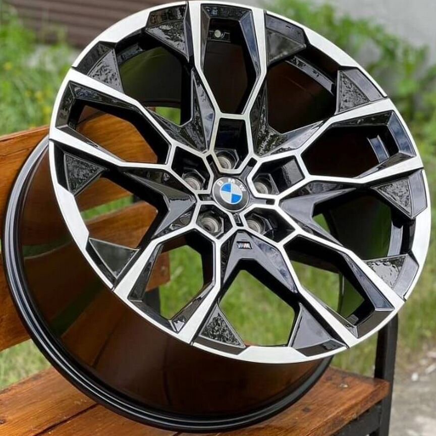 Литые диски BMW 9.5×R22 5×112
