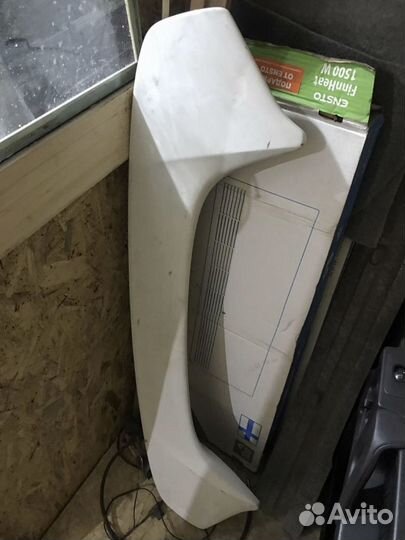 Спойлер на Subaru impreza