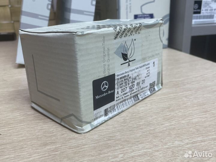 A0074208620 колодки тормозные задние оригинал