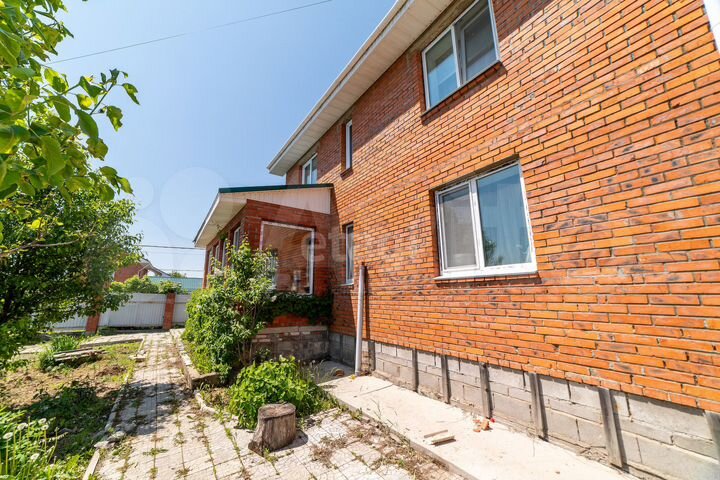 Коттедж 171,2 м² на участке 20 сот.