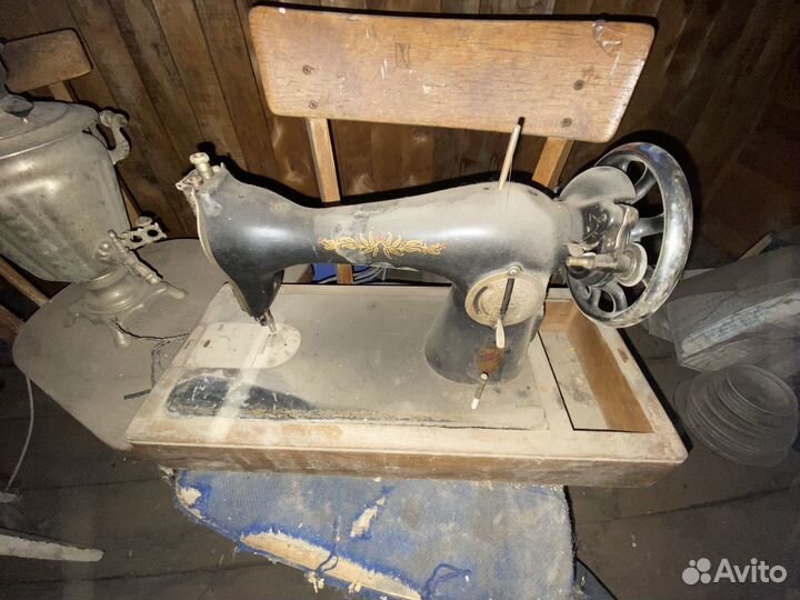 Швейная машинка