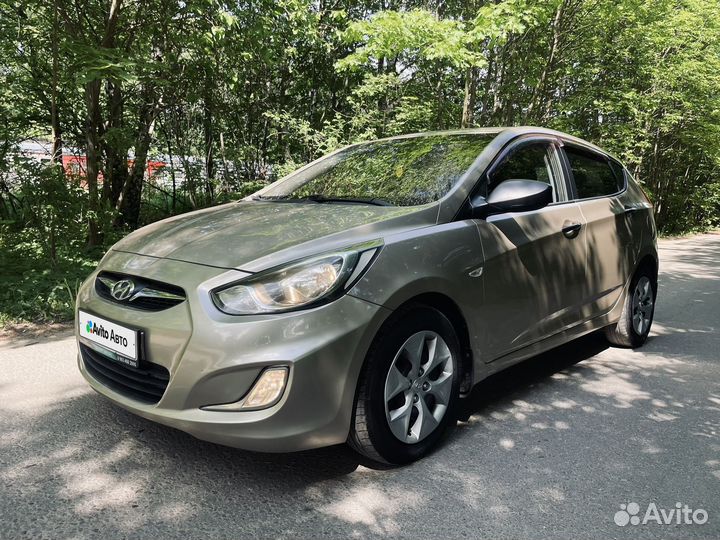 Hyundai Solaris 1.4 AT, 2013, 155 000 км