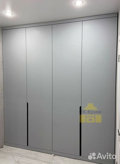 Шкаф в спальню