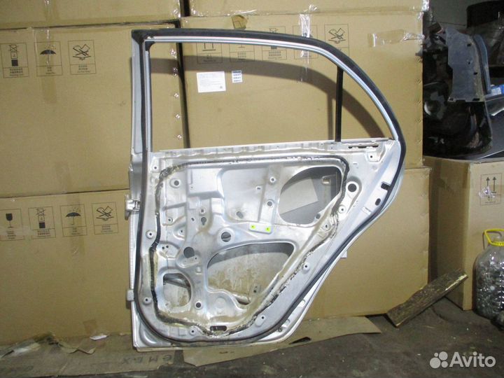 Дверь задняя правая Toyota Corolla (E150)