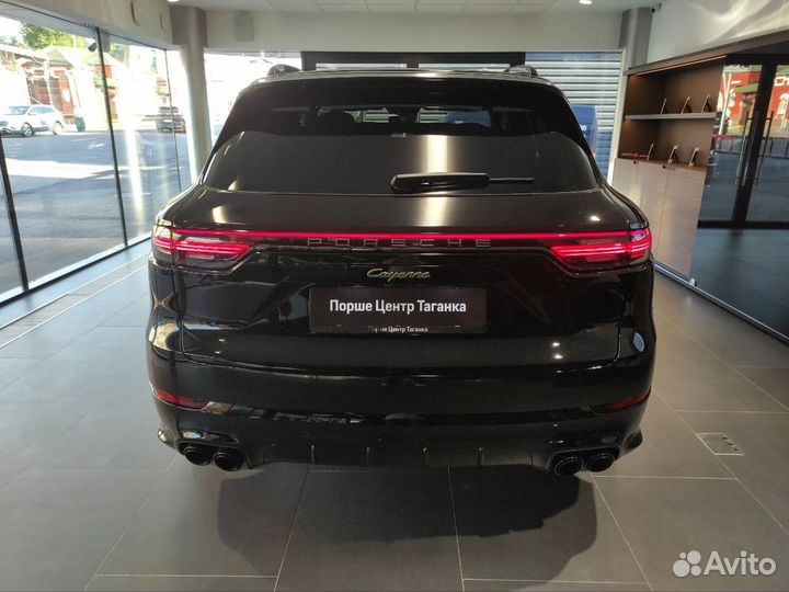 Porsche Cayenne 3.0 AT, 2022