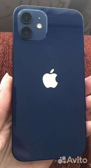 Продам телефон iPhone