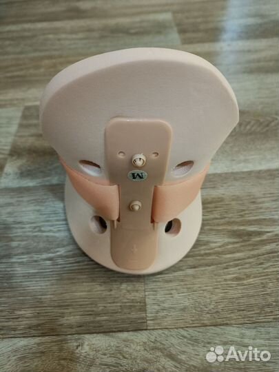 Бандаж для фиксации шейного отдела позвоночника