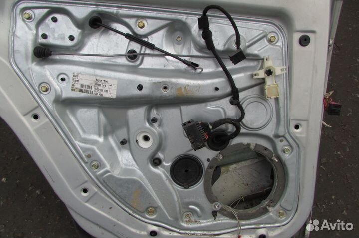 Дверь Volkswagen Golf 4