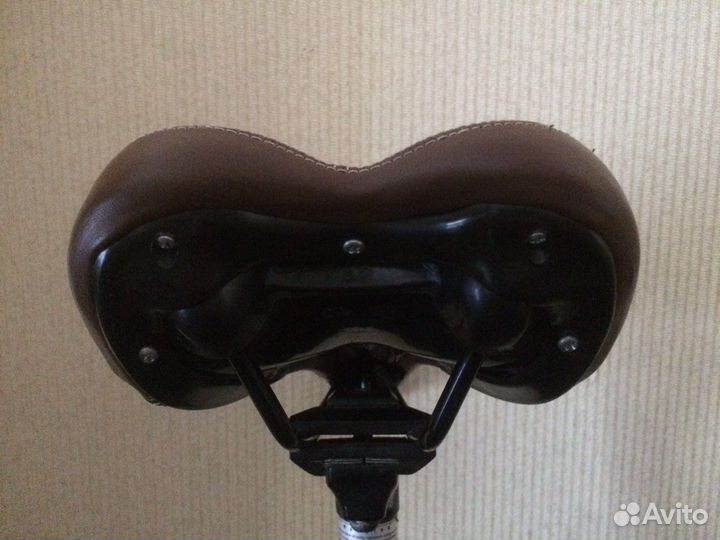 Седло Shulz + грипсы в цвет