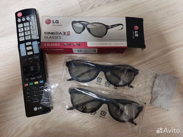 Телевизор LG 42LM580T с 3D Cinema