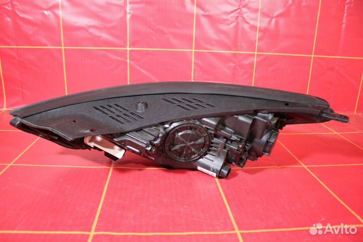 Фара правая Hyundai Tucson