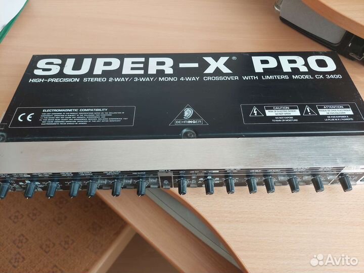 Behringer super-x pro CX 3400
