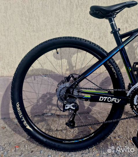 Велосипед горный GT Avalanche Sport 27.5