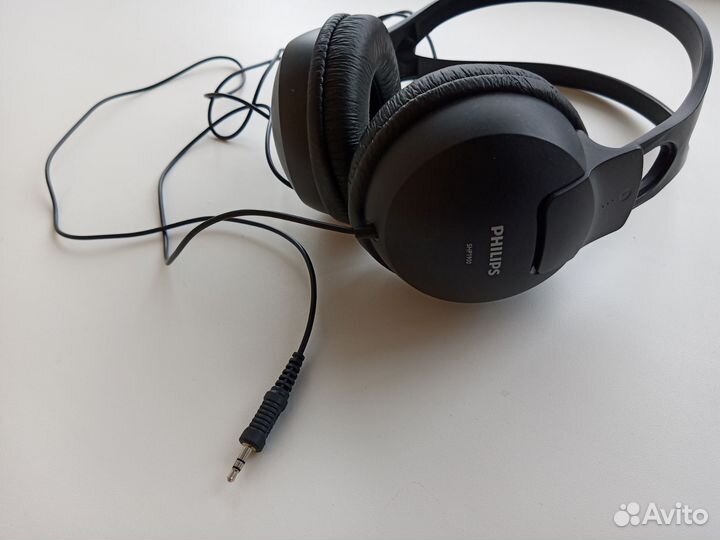 Наушники Philips проводные