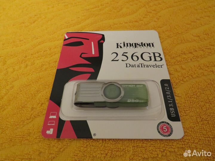 Флешка usb Kingston 256 gb в зелёном цвете