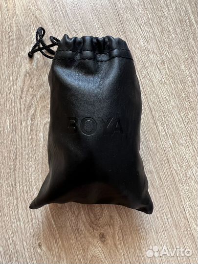 Петличный микрофон boya