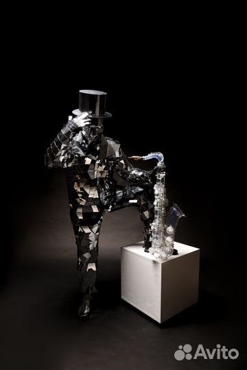 Саксофонист