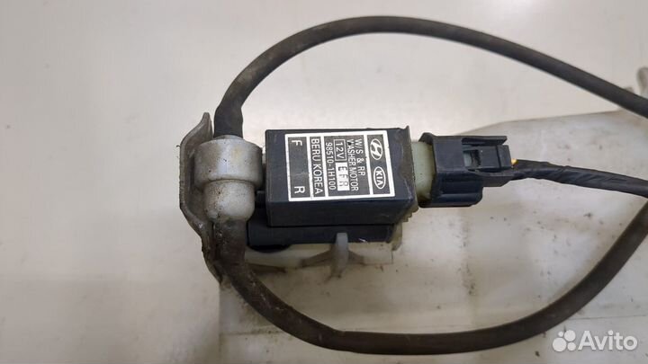 Бачок омывателя киа Ceed, 2010