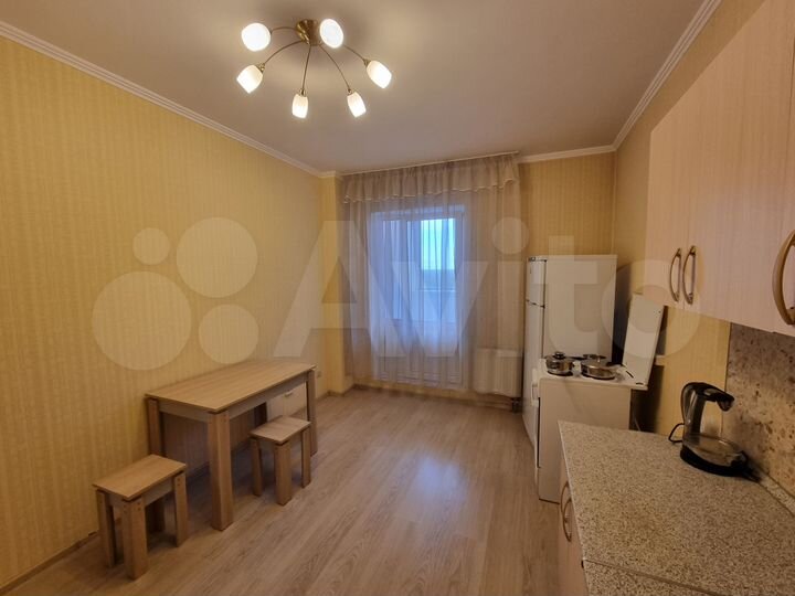 3-к. квартира, 91 м², 14/17 эт.