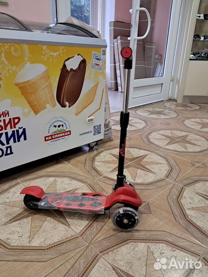 Трехколесный самокат Moby Kids складной