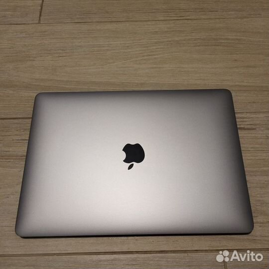 Apple MacBook Air 2018 Retina 128 Гб