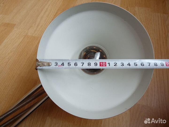 Настольная лампа из металла на струбцине, СССР