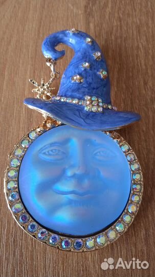 Брошь кулон в стиле Kirks Folly
