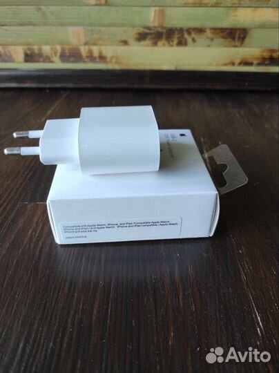 Зарядный блок apple 20W