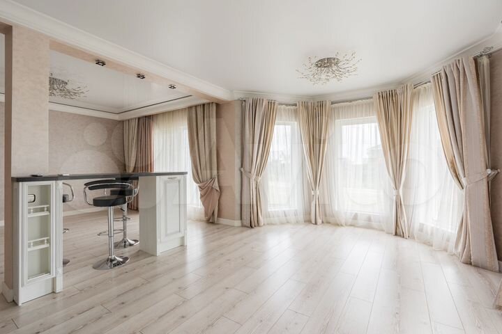 Дом 171,1 м² на участке 15,6 сот.