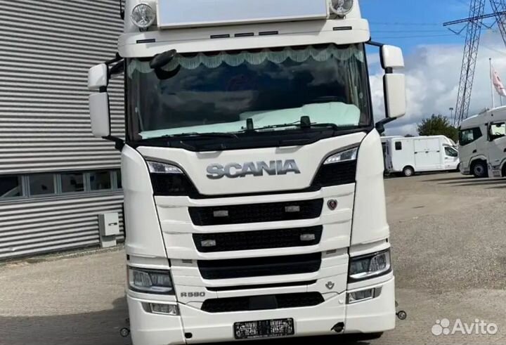 Pазбираем грузовик Scania 6 series с 2016