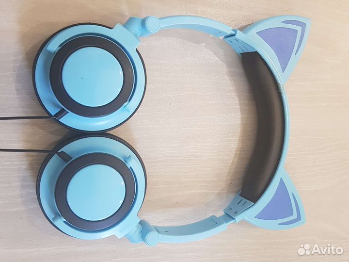 Наушники с кошачьими ушками для ребенка