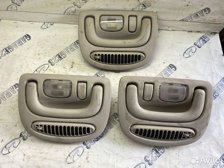 Ручка потолочная Chrysler Grand Voyager