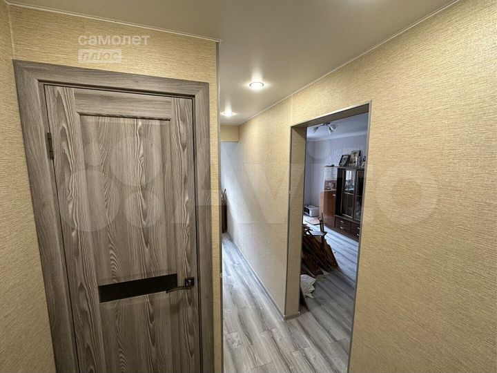 2-к. квартира, 42 м², 3/5 эт.