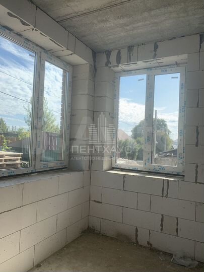 Коттедж 165 м² на участке 4 сот.