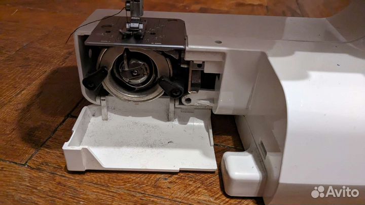 Швейная машина elna 1001 под ремонт / на запчасти