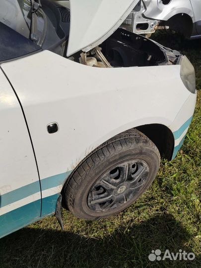 Крыло переднее Skoda fabia 2