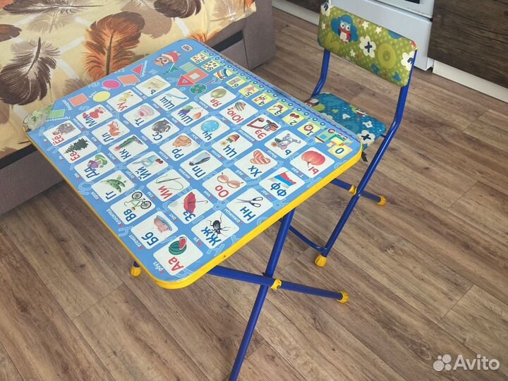 Комплект детской мебели стол и стул