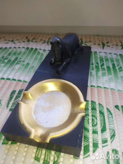 Пепельница. Конь. Лошадь. Карболит. Силумин. СССР