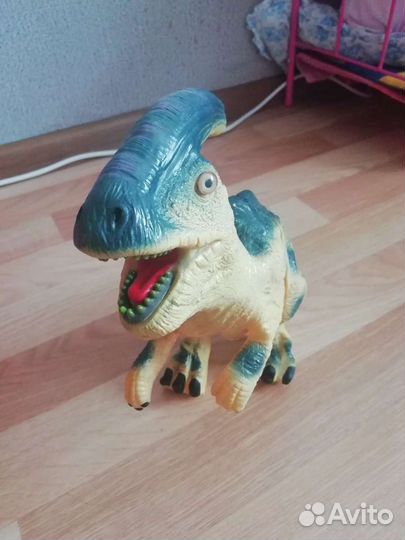 Игрушка динозавр