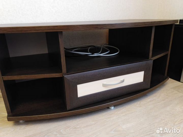Тумба под тв