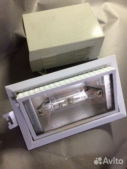 Светильник